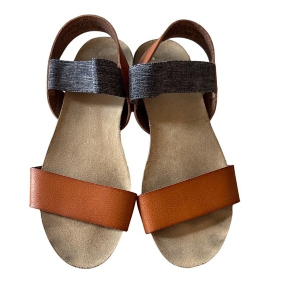 Universal‎ Thread Brown and Gray Flats size 8.5